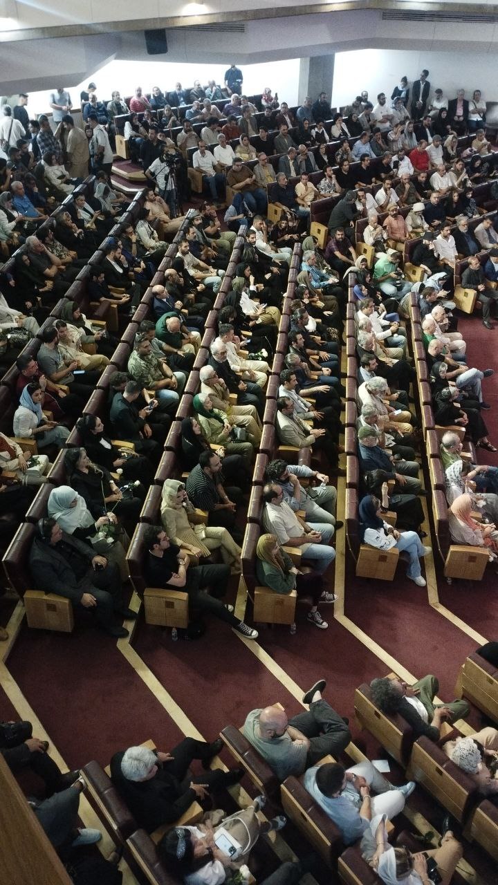 خاموشی ناگهانی در آغاز جشن منتقدان سینما +تصاویر خاموشی ناگهانی در آغاز جشن منتقدان سینما +تصاویر