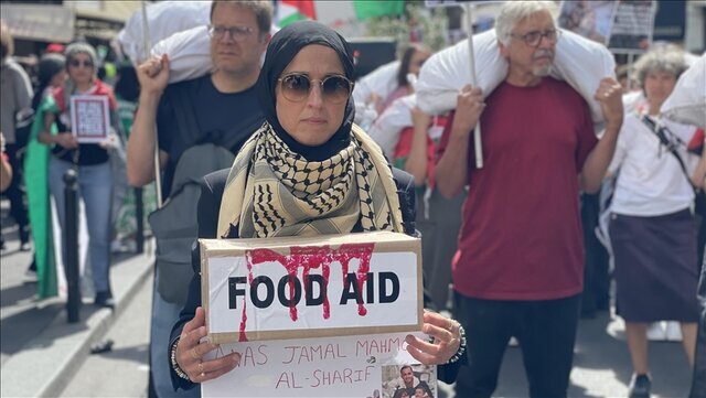 حامیان فلسطین در اروپا خواستار پایان نسلکشی در غزه شد حامیان فلسطین در اروپا خواستار پایان نسلکشی در غزه شد