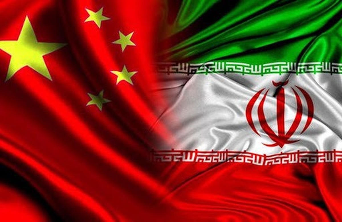تاکید رهبر انقلاب بر عملیاتی نمودن توافق راهبردی ایران و چین + عکس