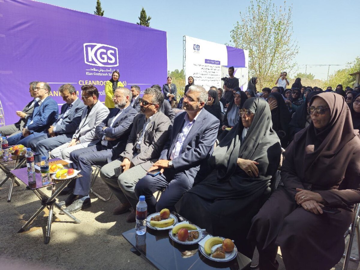 رئیس مرکز امور زنان و خانواده وزارت کشور گفت: دولت، مسئولیت حمایت‌ مالی از حوزه‌های دانش‌بنیان را وظیفه خود می‌داند و از طریق صندوق نوآوری شکوفایی تا سقف ۸میلیارد تومان به درخواست‌کنندگان این حوزه، تسهیلات می‌دهد.