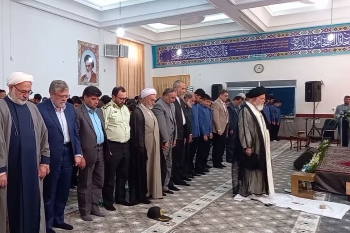 معاون پرورشی و فرهنگی آموزش و پرورش خراسان رضوی گفت: جامعه نمازگزار جامعه رشدیافته و بالنده‌ای است، در این جامعه دل‌ها به هم نزدیک‌تر، متصل‌تر، نرم‌تر و پذیرش بیشتر و امن و آرامش در آن مستقر است.