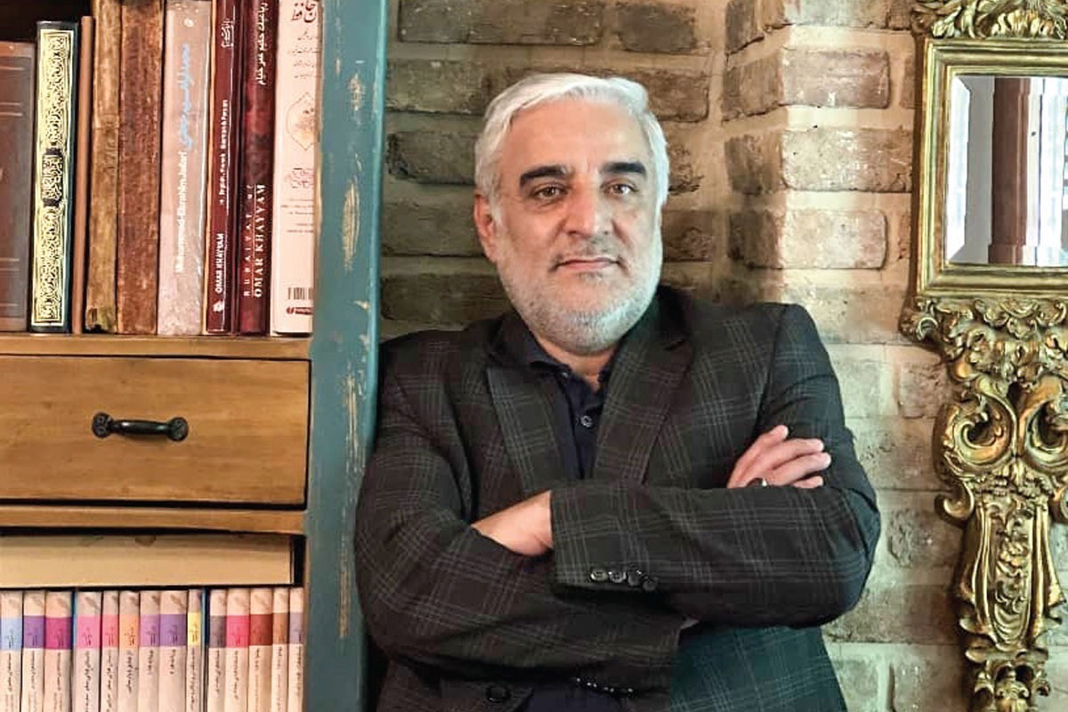 مدیرعامل «مجمع ناشران دفاع مقدس» می‌گوید: بهترین کمک، ایجاد بوم سازگاری سالم است؛ یعنی برقراری تعادل میان توانمندسازی ظرفیت‌های فردی ناشران و شکل گیری دوباره نوعی تخصص گرایی براساس حوزه‌های علاقه مندی آن ها.