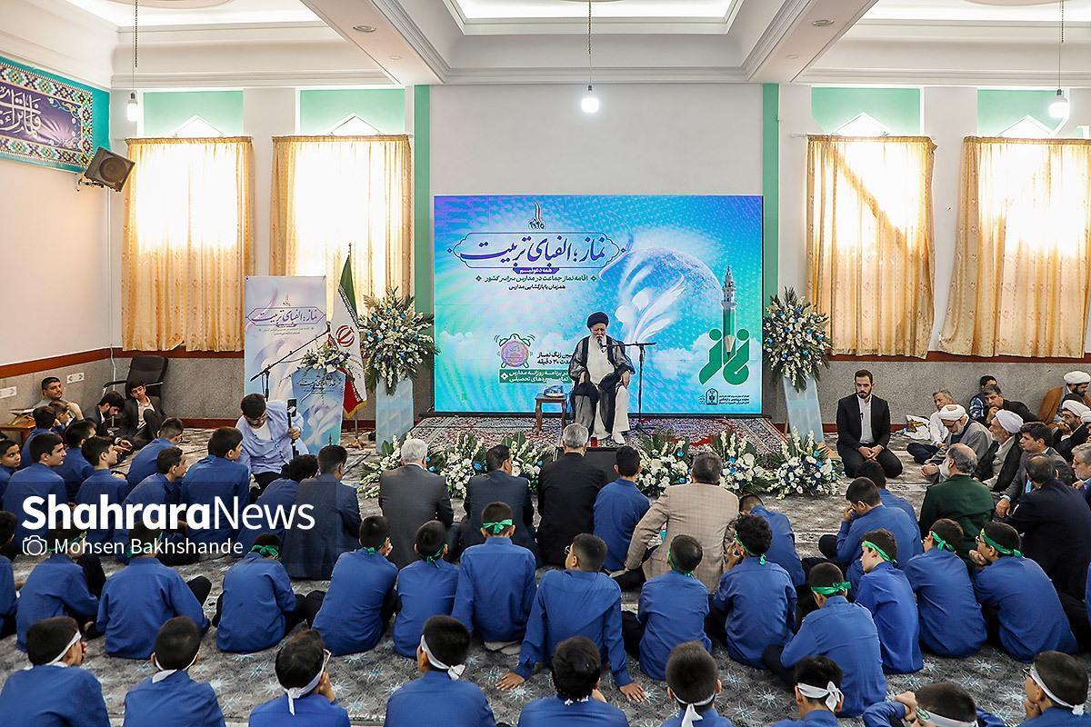 نماینده ولی‌فقیه در استان خراسان رضوی، گفت: دنیای کفر و استکبار از دین‌داری ما می‌ترسد؛ به‌نحوی‌که رئیس‌جمهور آمریکا اخیراً در مصاحبه‌اش گفته است ما به‌هیچ‌وجه با ایران به اشتراک نمی‌رسیم، زیرا دین برای آن‌ها اصالت دارد.