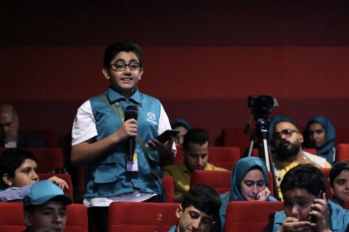 پس از ثبت‌نام بیش از ۳۵۰ نوجوان در اصفهان، ۵۰ نفر پس از آزمون و مصاحبه برای حضور رسانه‌ای در جشنواره فیلم کودک برگزیده شدند.