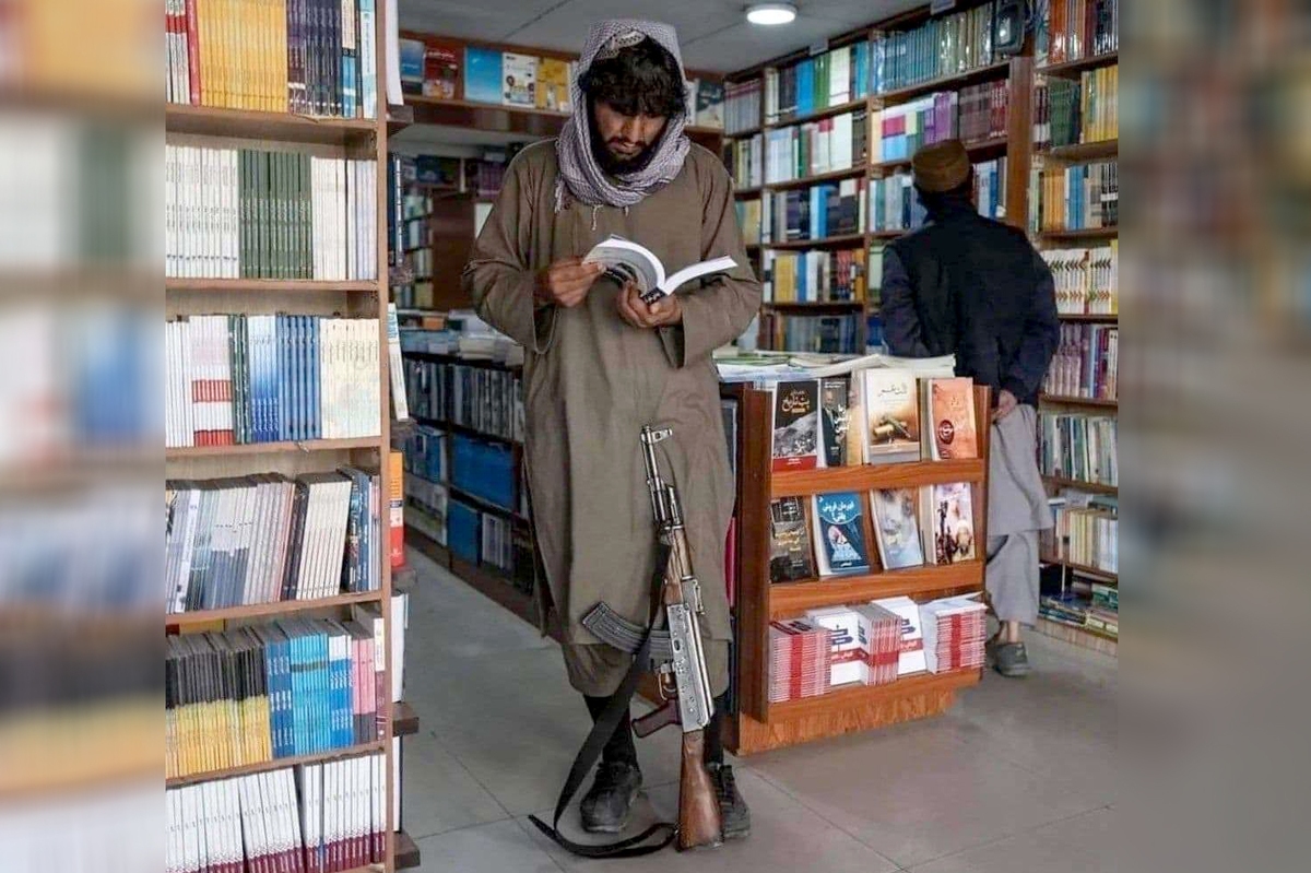 عضو کمیسیون فرهنگی مجلس می‌گوید: اقدام طالبان در ممنوعیت چاپ و انتشار و مطالعه آثار ۹ نویسنده مشهور ایرانی نه‌تنها زبان فارسی را محدود نمی‌کند، بلکه رغبت برای توسعه آن را در افغانستان افزایش خواهد داد.