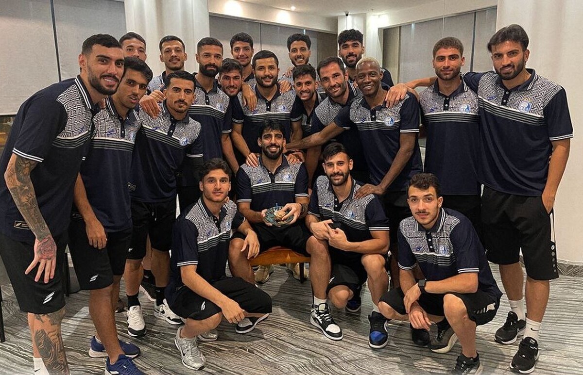 اگر پنجره نقل و انتقالات استقلال باز نشود، فصل آینده نیز همین بازیکنان در ترکیب آبی‌ها حضور خواهند داشت؛ کابوسی که همه را نگران کرده است.