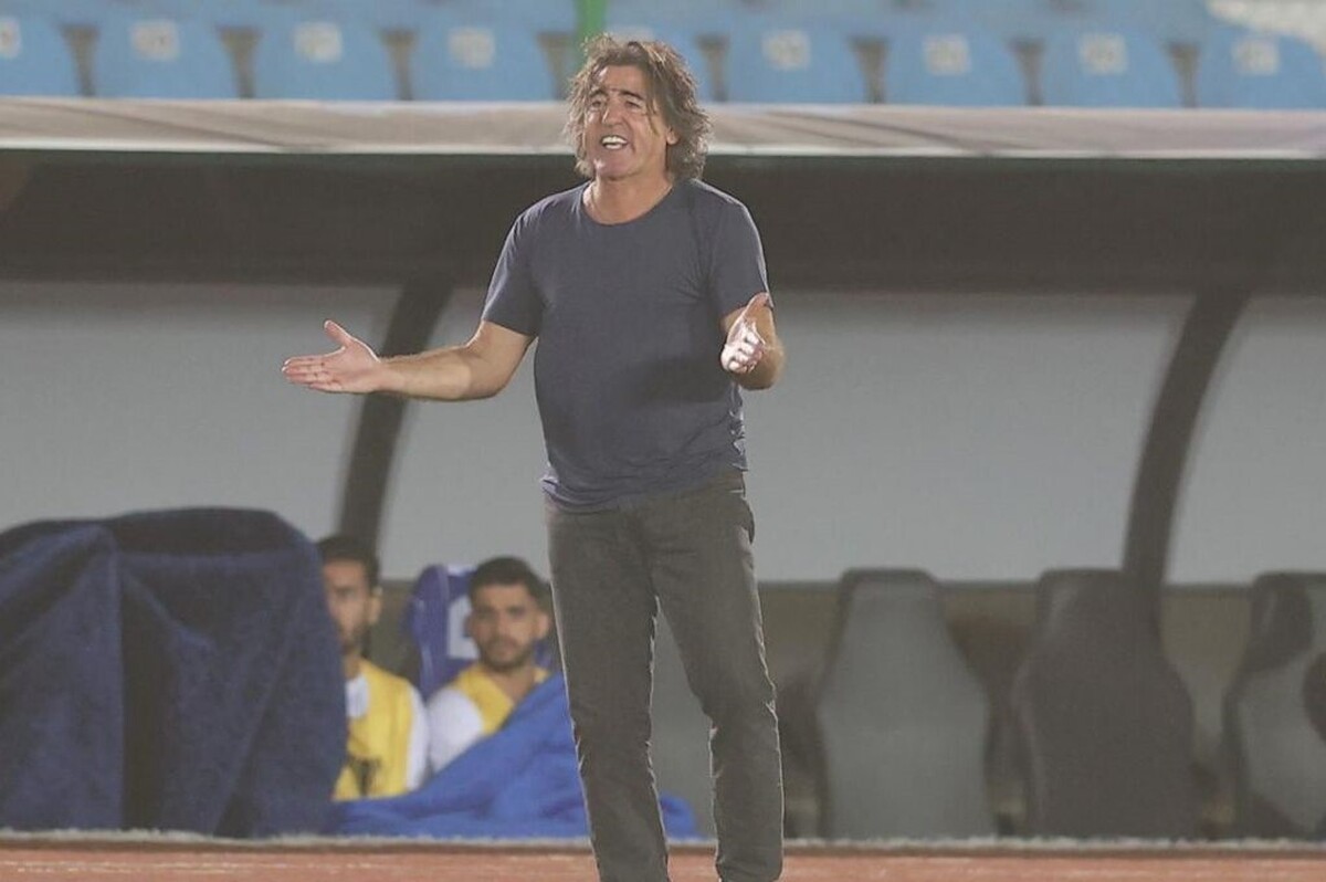 چادرملو می‌تواند وضعیت سرمربی پرتغالی آبی‌ها روی نیمکت استقلال را مشخص کند.