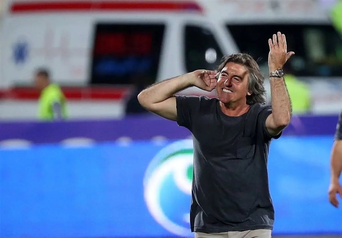 سازمان لیگ پایان محرومیت ساپینتو را پیش از بازی با چادرملو تکذیب کرد. به این ترتیب، نامبرده همچنان قادر به همراهی استقلال نخواهد بود.