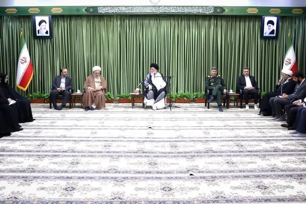 آیت‌الله علم‌الهدی: مسئله جمعیت، اولویت اعتقادی و اجتماعی کشور است | ازدواج بموقع جوانان، کلید حل مسئله جمعیت