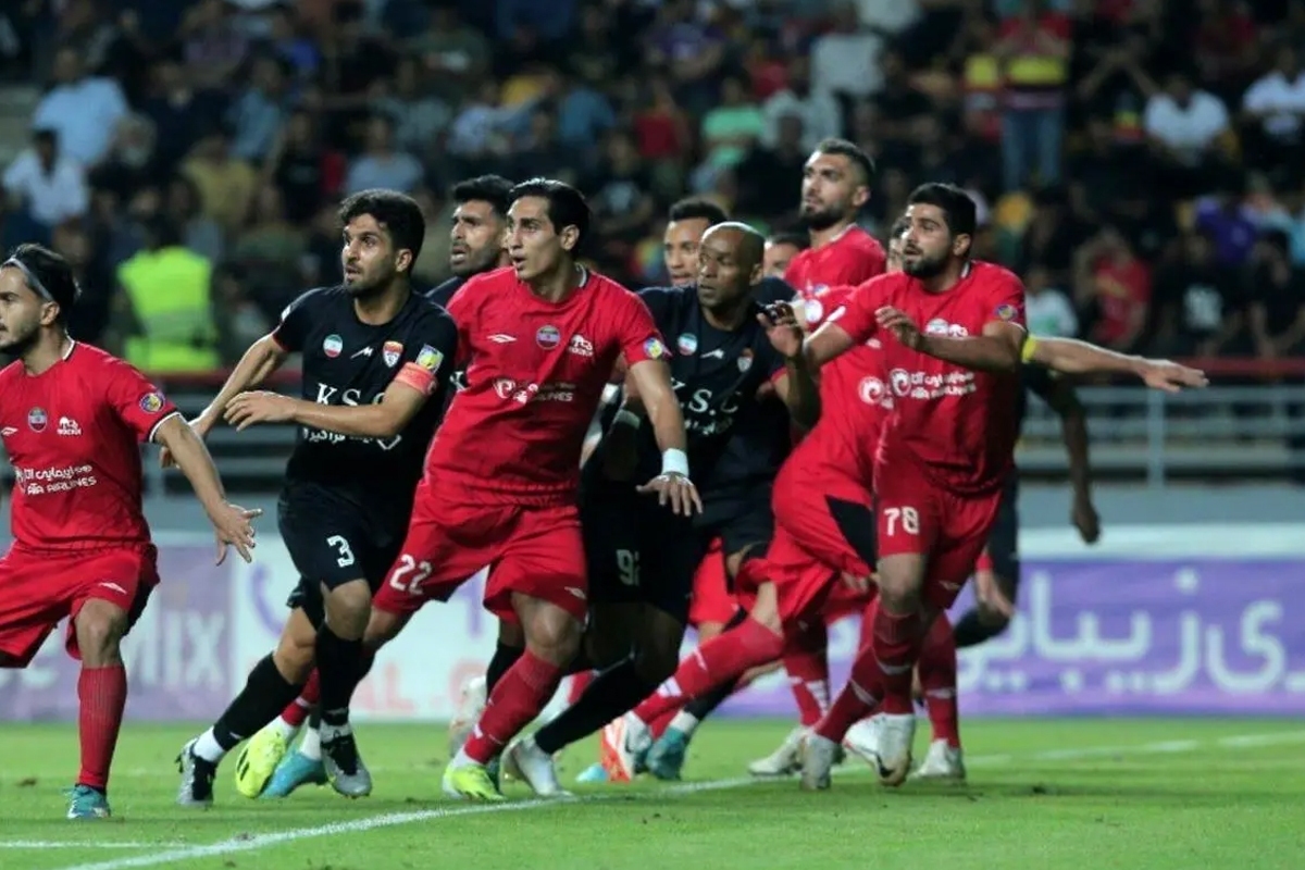 تراکتور برای تداوم صدرنشینی خودش، کار سختی در اهواز دارد.