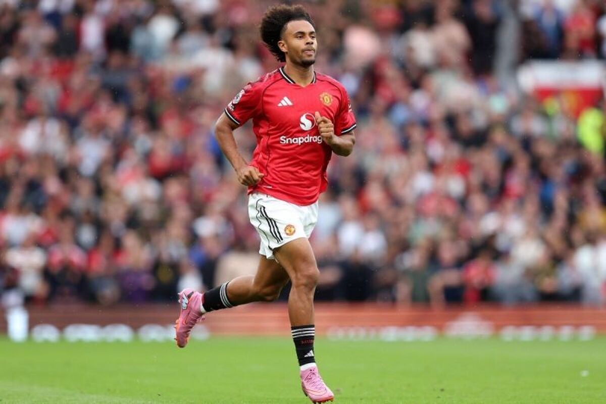 مهاجم منچستریونایتد به دنبال جدایی