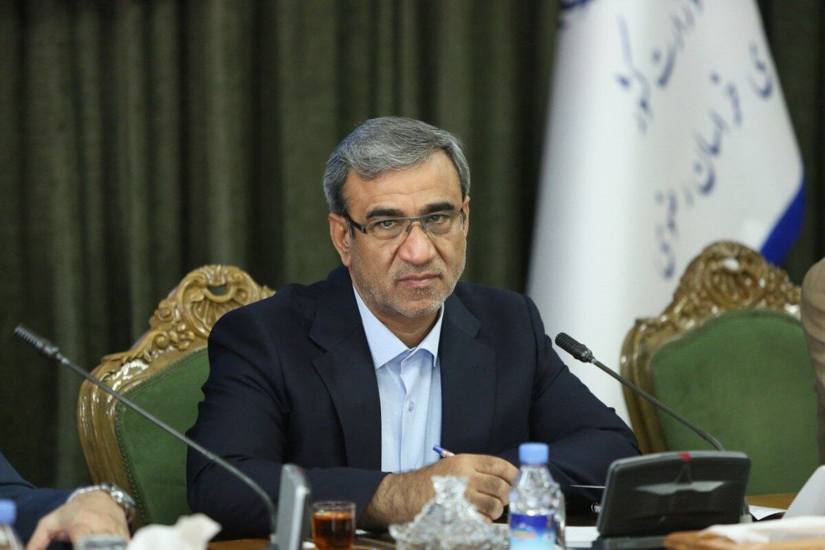 استاندار خراسان رضوی گفت: اگر نسل جدید مدیران علمی را تربیت نکنیم، در آینده‌ای نزدیک با افت جدی در مدیریت کشور مواجه خواهیم شد.