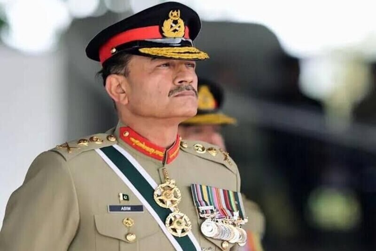 ارتش پاکستان آنچه را که اظهارات بسیار خطرناک سران تشکیلات دفاعی و نظامی هند خواند، محکوم کرد و به همسایه شرقی خود هشدار داد که هرگونه درگیری در آینده عواقب ویرانگری دارد و پاکستان پاسخ خواهد داد.