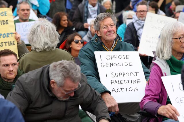 شهرهای اروپا در تسخیر حامیان فلسطین شهرهای اروپا در تسخیر حامیان فلسطین