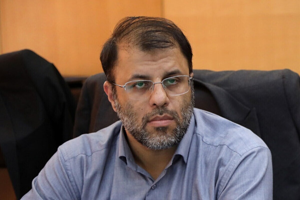 نماینده مردم مشهد و کلات در مجلس شورای اسلامی، گفت: هدف از تصویب حذف ۴ صفر از پول ملی، تسهیل محاسبات ارزی برای مردم است.