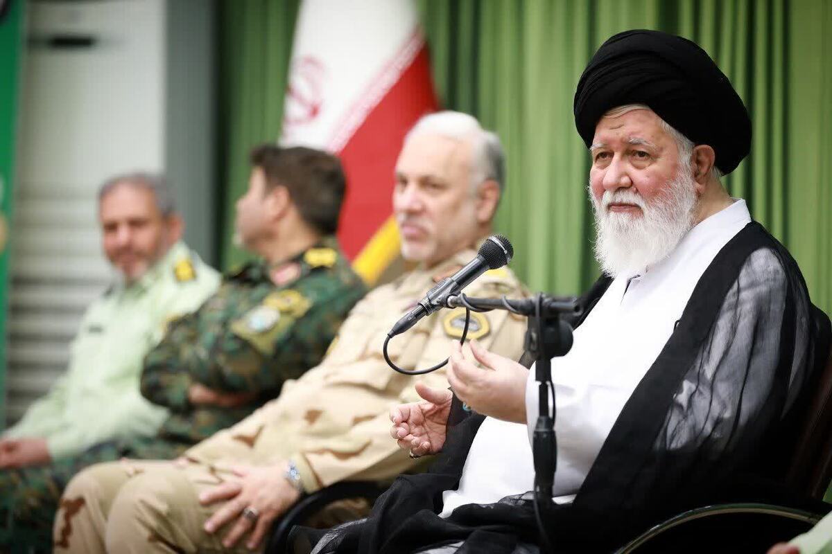 آیت‌الله علم‌الهدی: فراجا، پشتوانه‌ی نظام در برابر تهدیدات داخلی و خارجی است | ضرورت ایجاد واحد‌های تخصصی و سازماندهی سامانه دیجیتال