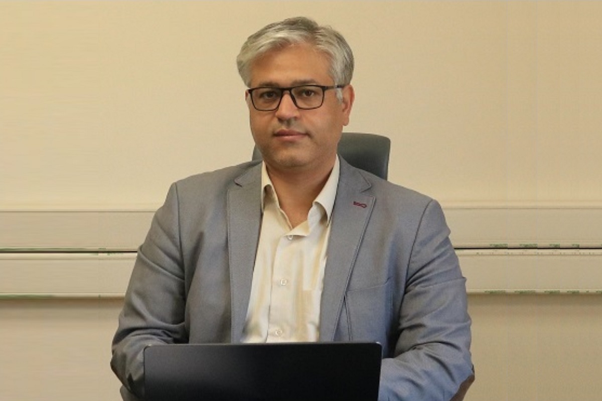 احسان چیت‌ساز اجرای دستورالعمل جامع خدمات آنلاین دارورسانی را نقطه‌عطفی در مسیر تحقق دولت هوشمند، سلامت الکترونیک و توسعه اقتصاد دیجیتال ملی دانست.