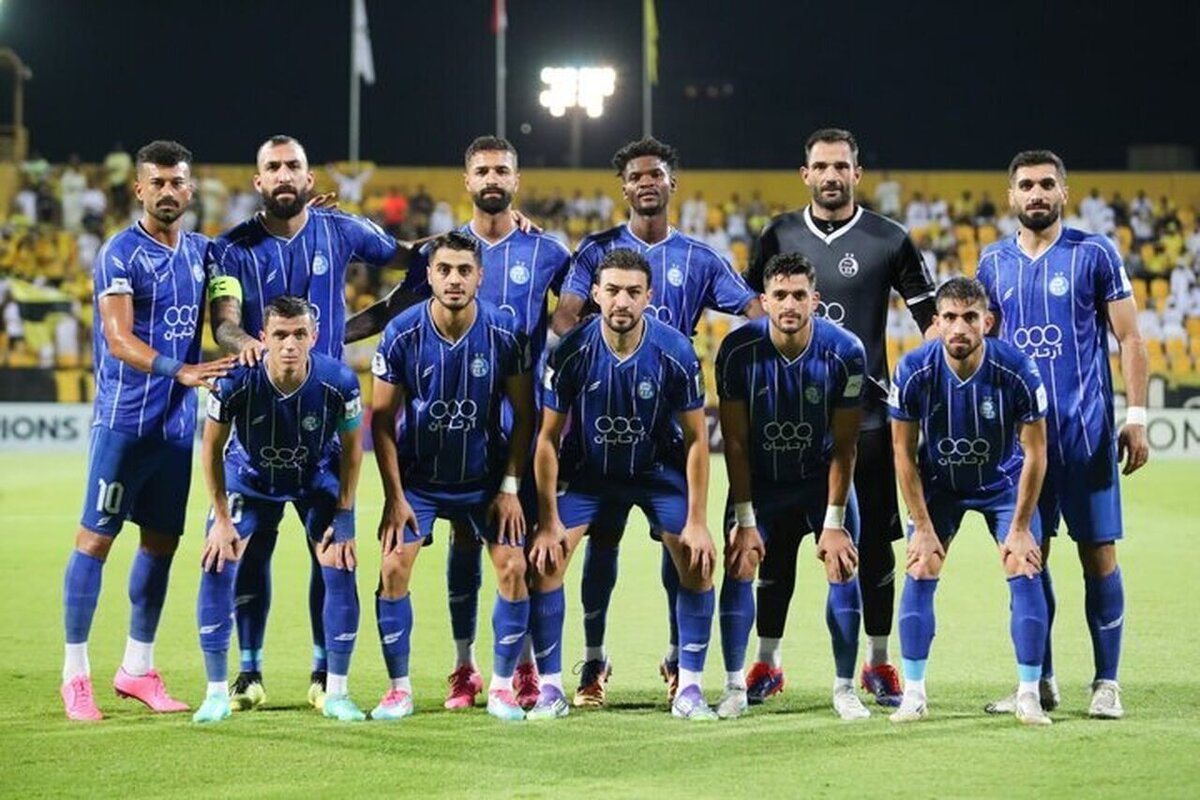 سرمربی استقلال عجیب‌ترین ترکیب ممکن را برای تیمش چید.