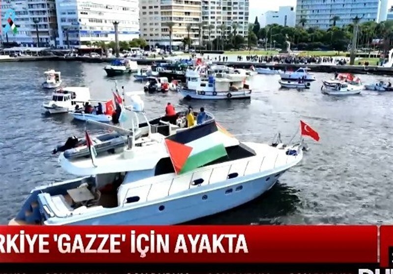 راهپیمایی مردم ترکیه در شهرهای مختلف در حمایت از غزه + عکس (۱۳ مهر ۱۴۰۴) راهپیمایی مردم ترکیه در شهرهای مختلف در حمایت از غزه + عکس (۱۳ مهر ۱۴۰۴)