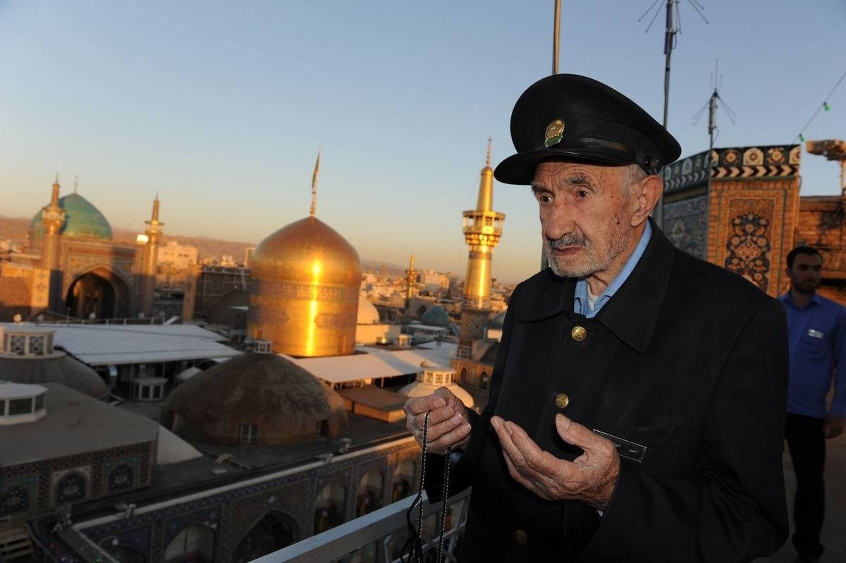 نویسنده مشهدی در کتاب تازه خود، آیین نقاره‌زنی حرم امام رضا(ع) را بستری برای روایت تاریخ شفاهی و بازخوانی حوادثی چون واقعه گوهرشاد قرار داده است.