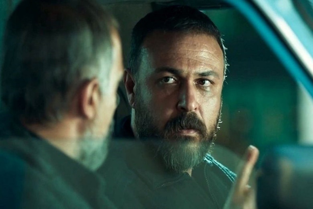 علیرضا کمالی بازیگر سریال «کندو» در میانه مراحل تولید از ادامه همکاری با این پروژه انصراف داد.