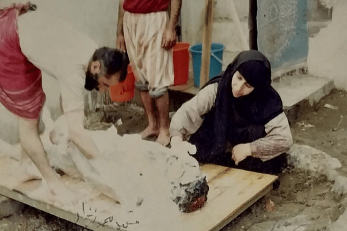 حاج قاسم‌علی بندری، از ایثارگران دوران دفاع مقدس که مسئولیت غسل و تدفین بیش از ۸۰۰ شهید را بر عهده داشت، دار فانی را وداع گفت و به دیار باقی شتافت.