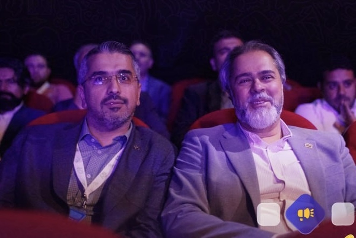 رائد فریدزاده در بازدید از سینماهای اصفهان از نزدیک نحوه اکران آثار را بررسی و بر اهمیت ارتقای زیرساخت‌های اکران تأکید کرد.