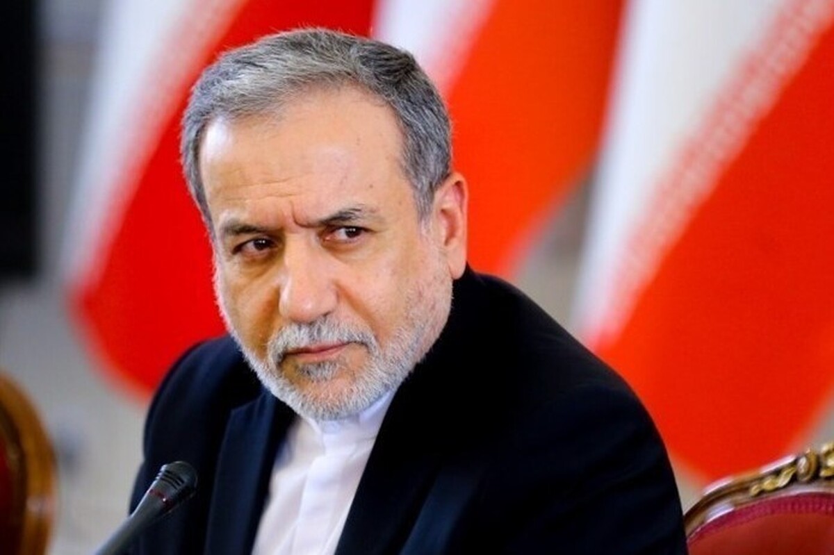 وزیر امور خارجه کشورمان به اظهارات اخیر رئیس جمهور آمریکا در خصوص برنامه هسته ای ایران واکنش نشان داد و نوشت: پافشاری بیشتر بر اشتباه محاسباتی هیچ مشکلی را حل نمی‌کند.