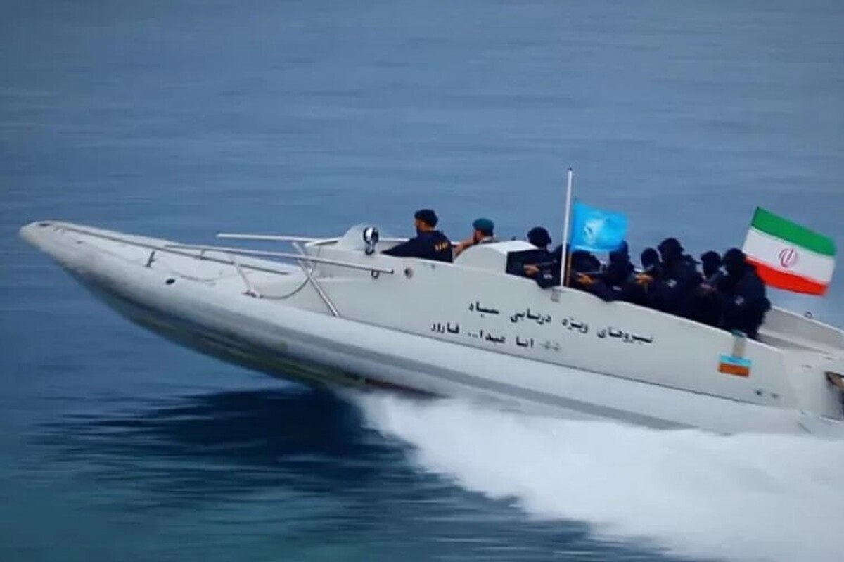 فرمانده کل سپاه پاسداران انقلاب اسلامی در آستانه فرا رسیدن «روز نیروی دریایی سپاه پاسداران انقلاب اسلامی» ضمن تبریک این روز به دریادلان غیور سپاه پاسداران تاکید کرد: این نیرو در جایگاه یک قدرت راهبردی و بازدارنده‌ی بلامنازع قرار دارد و با تفهیم اقتدار خود به دشمنان ایران و ایرانی، نویدبخش امنیت پایدار در این منطقه‌ حساس و مهم است.