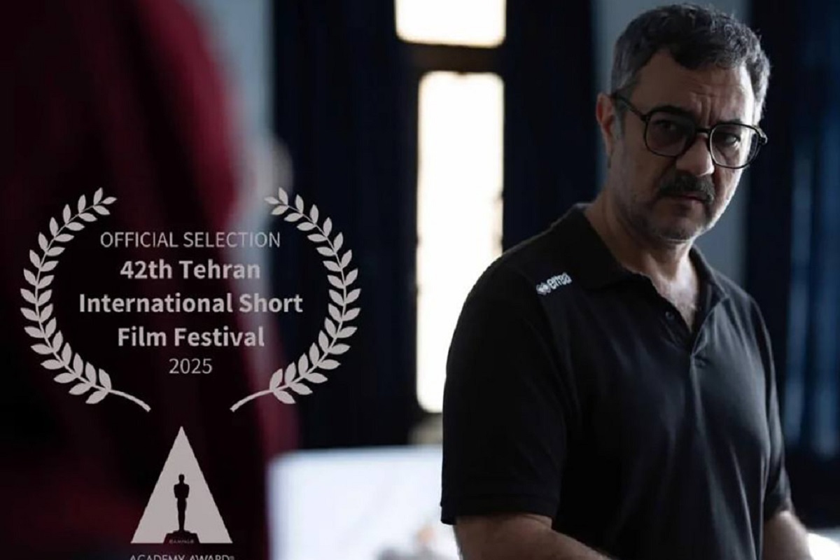 فیلم کوتاه «رنگ‌ها همه سیاه هستند» به تهیه کنندگی و کارگردانی مهیار میرپادیاب، به چهل‌ودومین جشنواره بین‌المللی فیلم کوتاه تهران راه پیدا کرد.