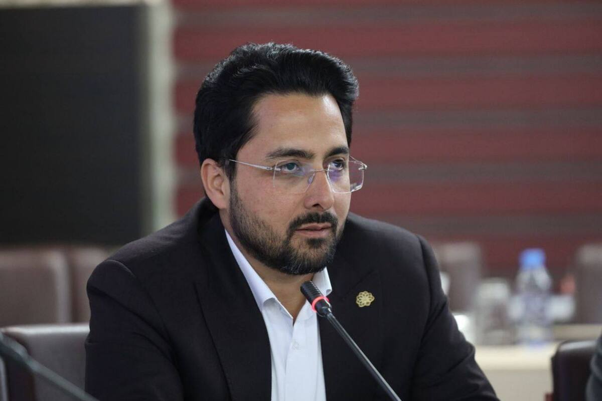 آیین رونمایی از اکوسیستم گردشگری «زیوان» و سامانه فروش بلیت و رزرواسیون شرکت توسعه گردشگری شهرداری مشهد برگزار شد.