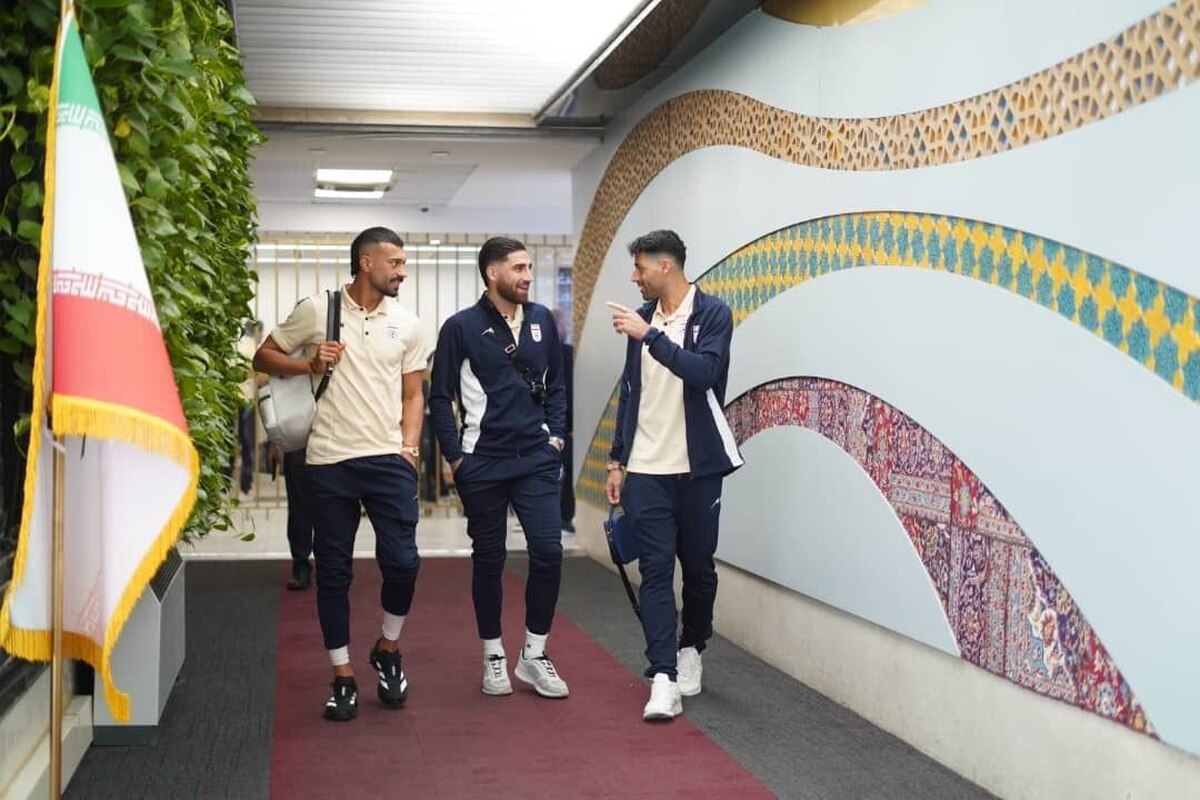 علیرضا جهانبخش بدون داشتن تیم باشگاهی دوباره به تیم ملی دعوت شده که این موضوع انتقادات بسیاری را از سوی کارشناسان برانگیخته است.