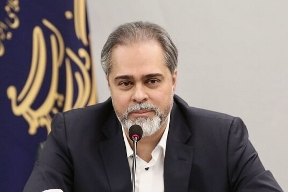 وزیر فرهنگ و ارشاد اسلامی هرگونه تصمیم برای تغییر در ریاست سازمان سینمایی را تکذیب کرد.