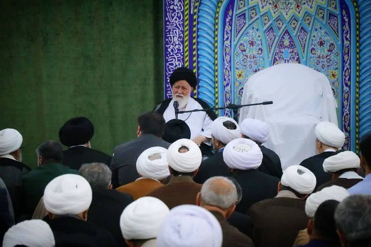 نماینده ولی‌فقیه در خراسان رضوی گفت: حضور نوجوانان و جوانان در مراسم اعتکاف، حرکت عظیمی در جهت اجرای تربیت دینی نسل آینده خواهد بود.