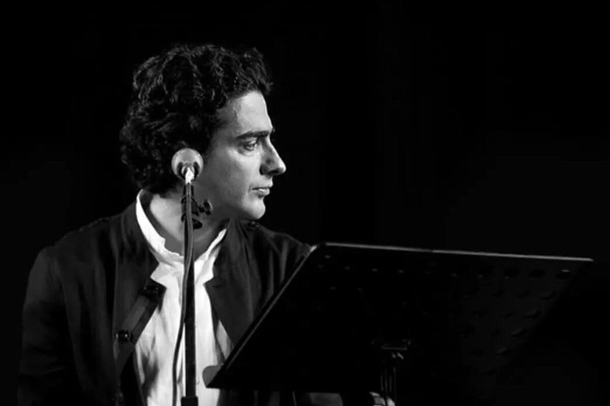 پیکر فرخنده گل‌افشان، همسر زنده‌یاد محمدرضا شجریان و مادر همایون شجریان، بنا به خواست خانواده و در مراسمی خصوصی و بی‌تشریفات در آرامستان خواجه‌ربیع مشهد به خاک سپرده شد. همایون شجریان در این مراسم از همراهی برگزارکنندگان تشکر کرد.