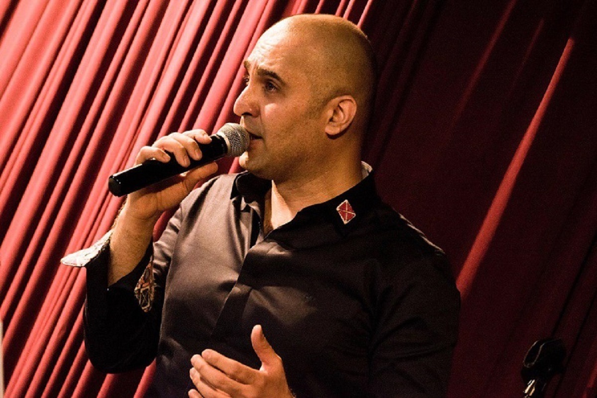 خوانندگی «نیما رئیسی» در شب خاطره‌ها + فیلم