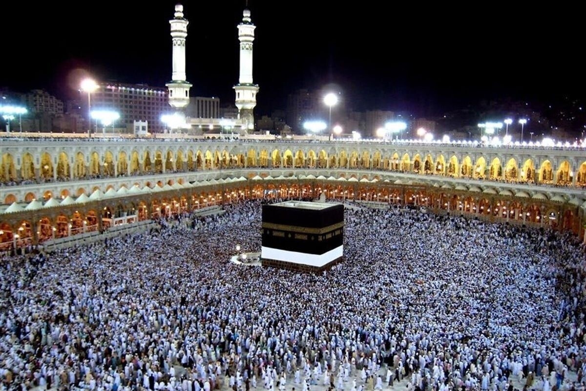 ثبت‌نام برای شرکت در بیست و یکمین دوره عمره دانشگاهیان که از ۱۳ مهرماه آغاز شده بود، تا فردا یکشنبه ۲۰ این ماه ادامه می یابد. پس از پایان مهلت ثبت‌نام و قرعه کشی نتایج، عوامل کاروان از میان دانشگاهیان انتخاب خواهند شد.