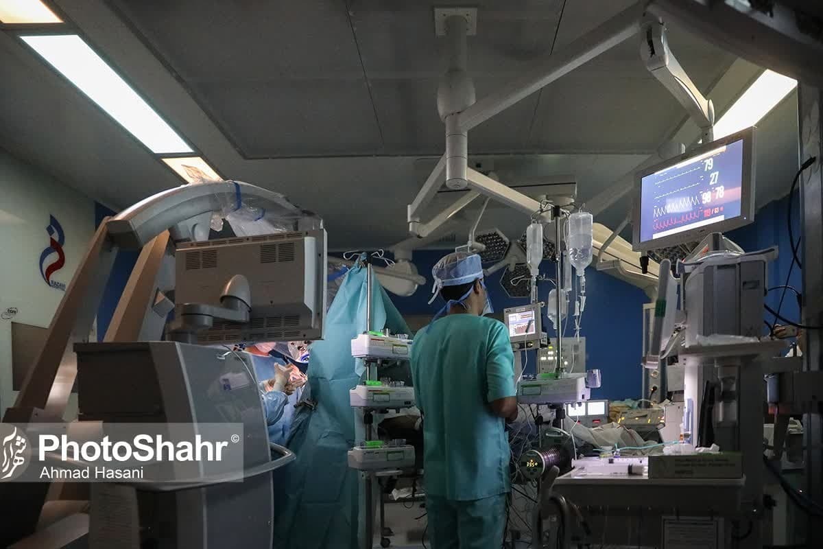 خروج موفقیت‌آمیز جنین مومیایی‌شده پس از ۳۵ سال از بدن مادر ۷۱ساله در مشهد (۱۹ مهر ۱۴۰۴) + فیلم