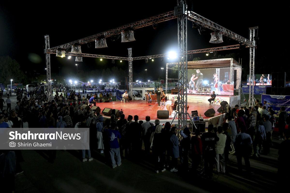 چهارمین روز جشنواره «خانواده ورزش» با اجرای مهیج ورزش‌های رزمی، حضور پررنگ خانواده‌ها و استقبال گسترده شهروندان، رنگ‌وبویی ویژه به پارک ملت مشهد بخشید.