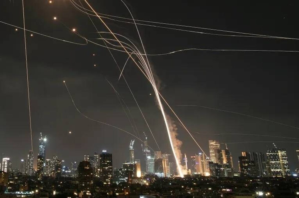 معاون فرهنگی و جنگ نرم ستادکل نیروهای مسلح گفت: خزانه و ذخایر موشک‌های پدافندی ناتو در جنگ تحمیلی ۱۲ روزه خالی شد و برای رهگیری موشک‌های ۱۰۰ هزار دلاری ما گاهی شش موشک یک میلیون تا ۱۲ میلیون دلاری شلیک می‌کردند.