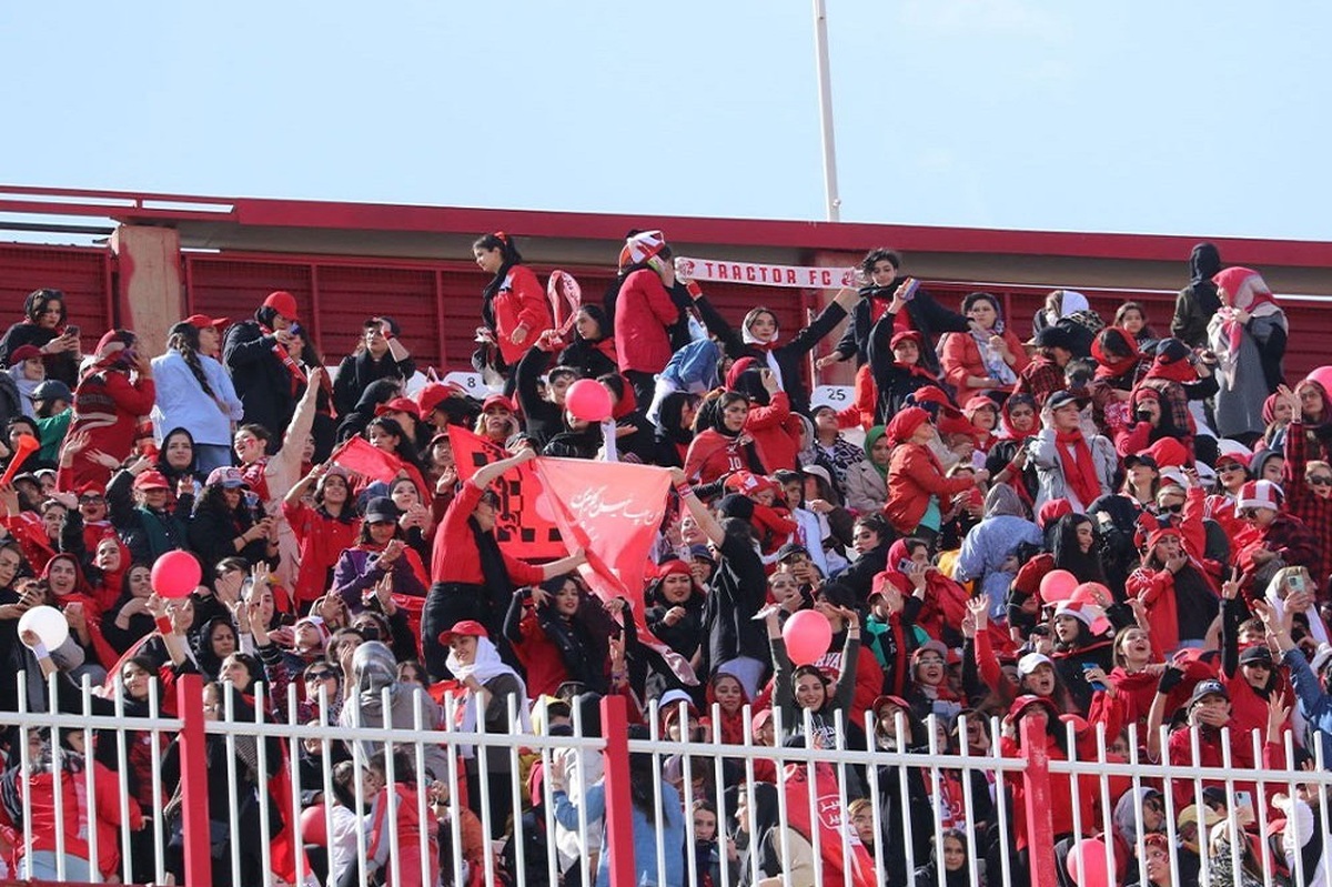 تیم‌های فوتبال تراکتور و فجرسپاسی یکی از بازی‌های جذاب هفته پنجم لیگ برتر فوتبال ایران را برگزار می‌کنند.