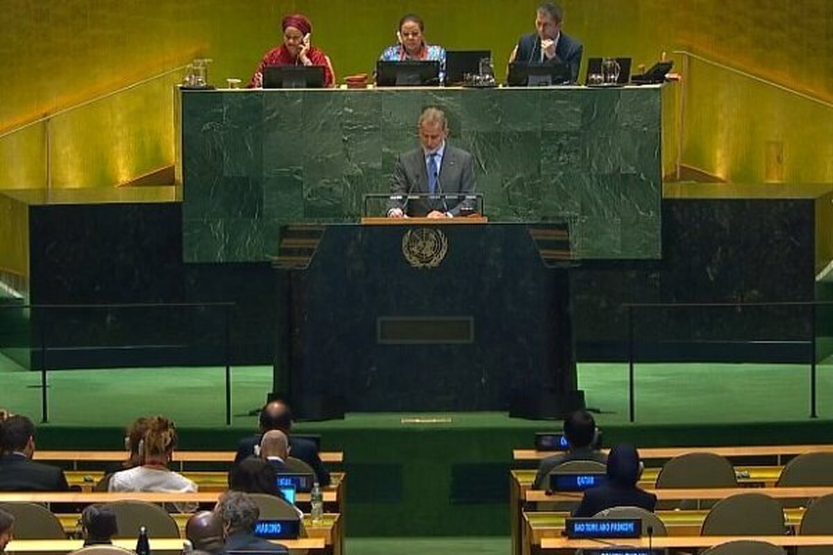 در روز دوم مجمع عمومی سازمان ملل متحد، سران ۳۰ کشور دیدگاه‌های خود را درباره موضوعات مختلف منطقه‌ای و بین‌المللی بیان کردند.