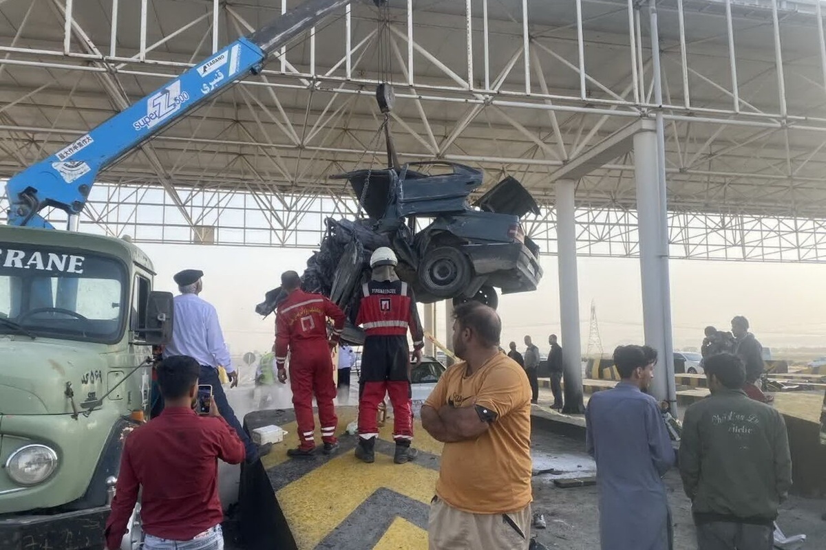 رئیس پلیس‌راه خراسان رضوی گفت: صبح امروز (۲۰ مهرماه ۱۴۰۴) تصادف در محدوده کنارگذر شمالی مشهد به سمت رضویه موجب جان‌باختن سه سرنشین یک خودروی سواری شد.