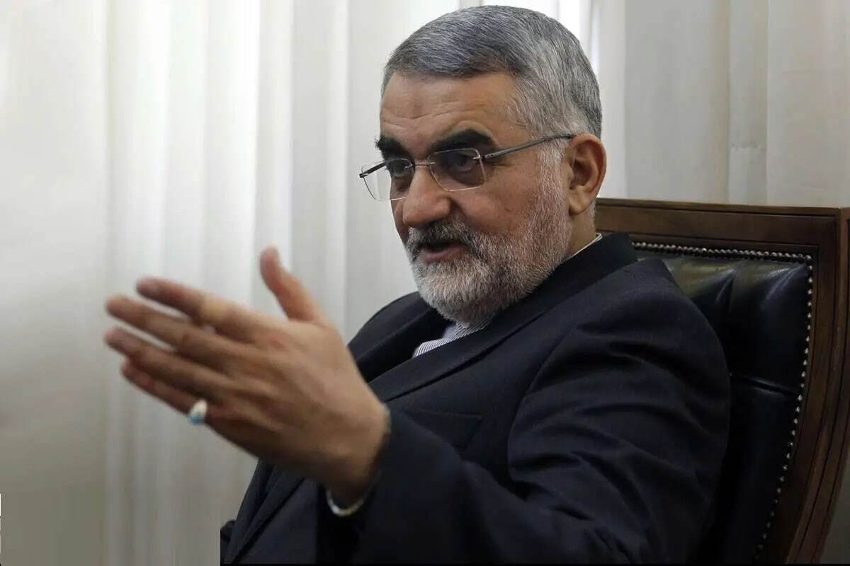 عضو کمیسیون امنیت ملی و سیاست خارجی مجلس شورای اسلامی تأکید کرد: اروپایی‌ها با فعال‌کردن «اسنپ‌بک» و بازگشت تحریم‌ها، خودشان را تحریم کرده‌اند؛ چراکه مجموعه همکاری‌های جمهوری اسلامی ایران با شرکت‌های اروپایی به‌سرعت به شرکت‌های چینی و غیراروپایی منتقل می‌شود و به این ترتیب، متضرر و تحریم‌شده واقعی، شرکت‌های اروپایی هستند، نه جمهوری اسلامی ایران.