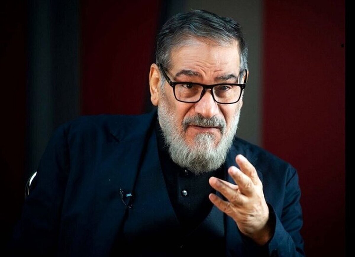 گفت‌وگوی جواد موگویی با علی شمخانی | شمخانی به شایعه ترور شهید رئیسی از سوی اسرائیل، پاسخ داد + فیلم