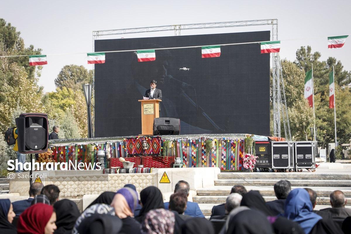 فرماندار مشهد اعلام کرد: نبود شغل و درآمد پایدار، یکی از مهم‌ترین عوامل خالی‌شدن روستاها از سکنه و افزایش معضلات شهری است.
