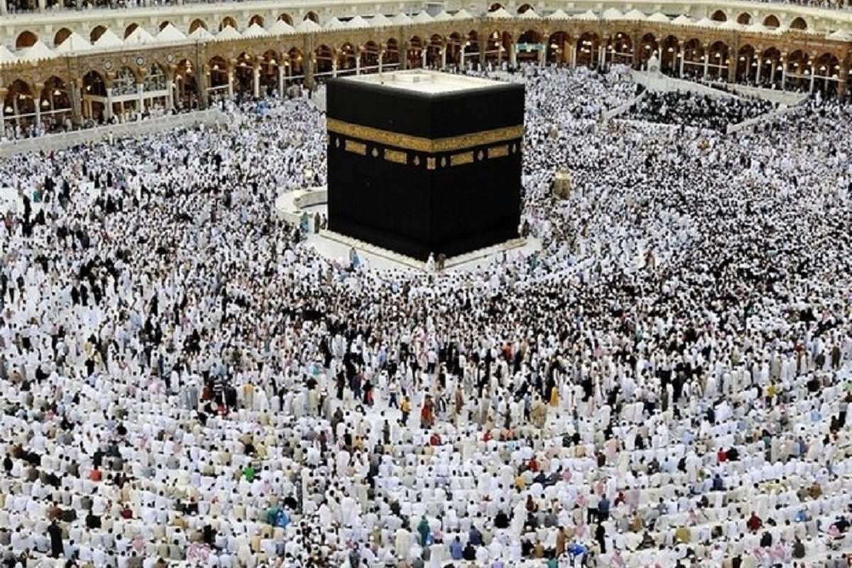 کنسولگری افغانستان در مشهد با انتشار اطلاعیه‌ای شرایط ثبت‌نام و شرکت مهاجرین دارای برگه سرشماری و انواع دیگر مدارک اقامتی در مراسم عبادی حج را اعلام کرد.