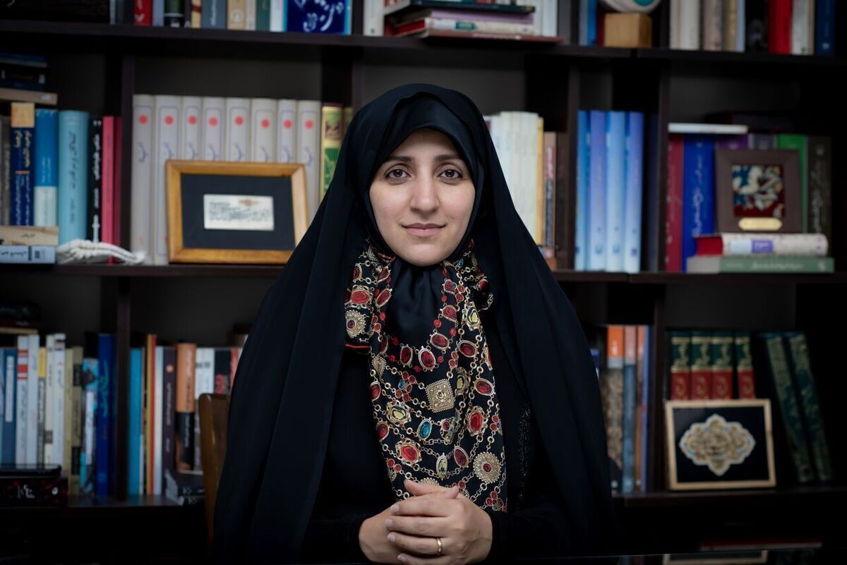 معاون رئیس‌جمهور در امور زنان و خانواده در بدو ورود به چین گفت: ۲۴ درصد اختراعات کشورمان توسط زنان ثبت می‌شود در حالی که استاندارد جهانی آن برای زنان بین ۱۴ تا ۱۷ درصد است.