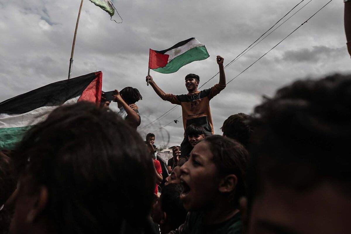 عضو کمیسیون امنیت ملی و سیاست خارجی مجلس شورای اسلامی، با تأکید بر اینکه مقاومت نقش تعیین‌کننده‌ای در آتش‌بس در غزه داشت، گفت: آتش‌بس در غزه، نتیجه دو سال ایستادگی و استقامت مردم غزه در برابر همه ظلم‌ و جنایات است.