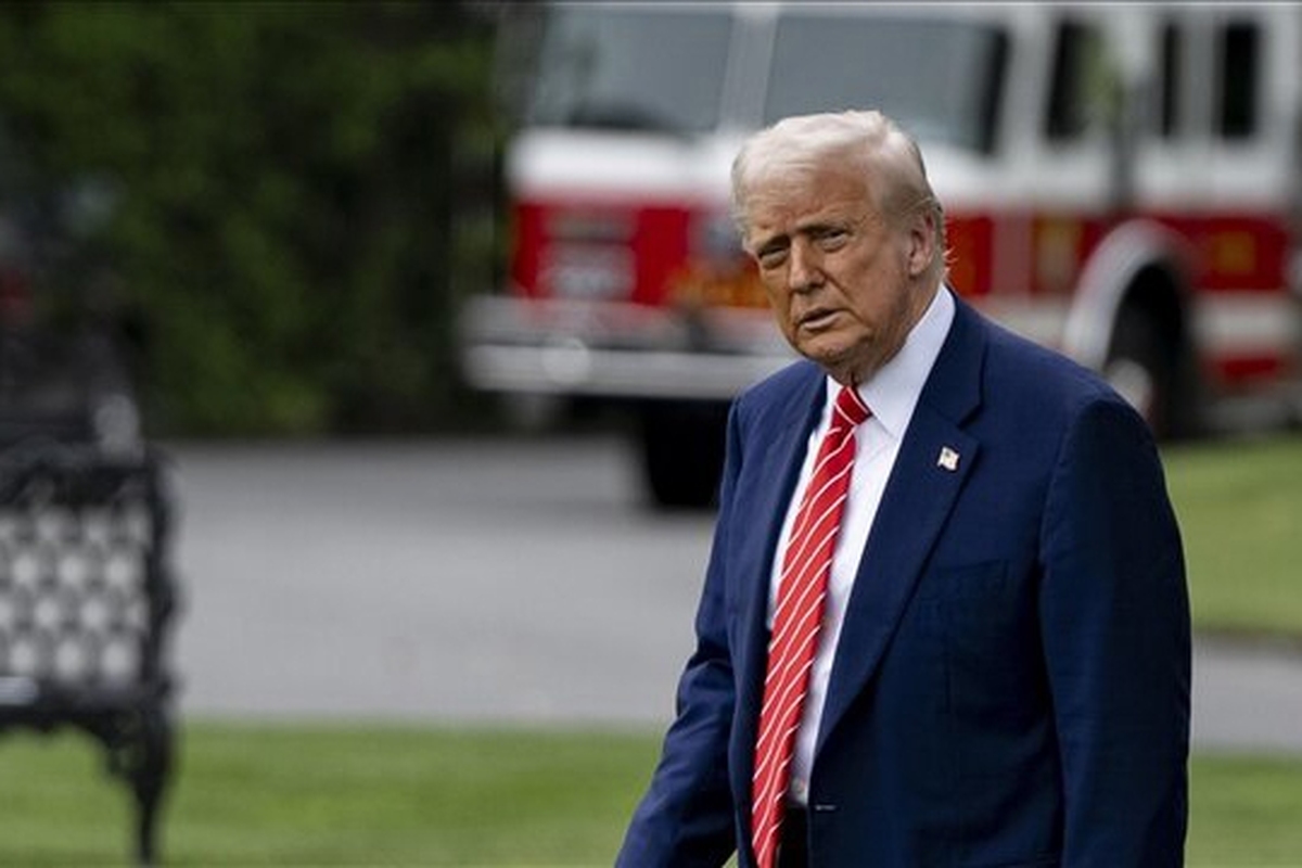 رئیس‌جمهور آمریکا با ادعای مجدد درباره اینکه در حل جنگ‌ها خوب عمل می‌کند، وعده داد که تنش‌های بین پاکستان و افغانستان را حل کند.